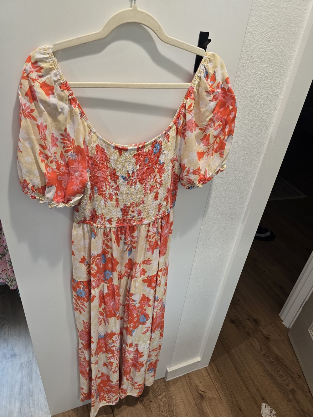 Floral Puff-Sleeve Maxi Dress in Cream and Coral